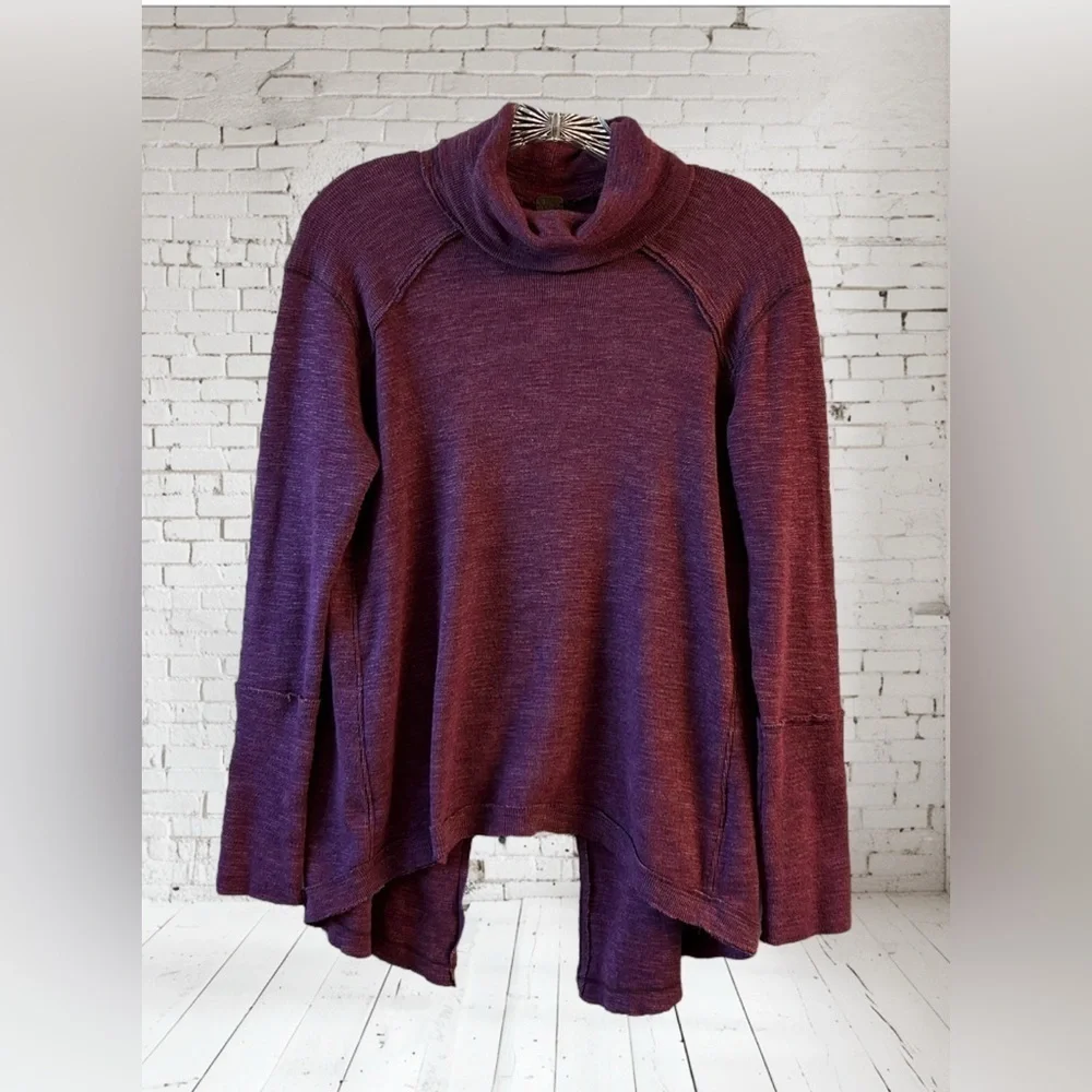 Free people funnel neck Plum pullover
